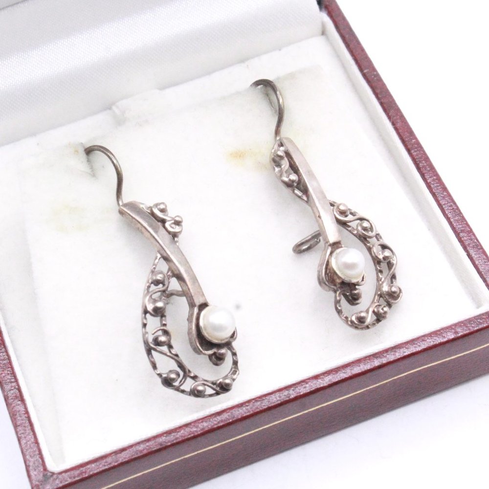 Sterling Silver Marked VS &  Music Note Freshwater Pearl Dangle Earrings
